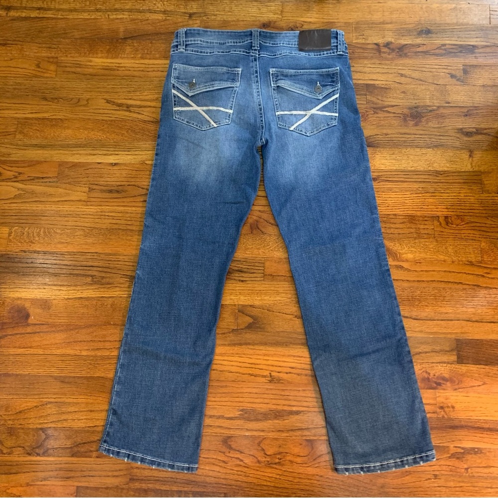 TK AXEL Denim Blue Jean Pants
34 x 32
Slim Boot Cut Fit
Smoke Free Home
Bundle &